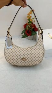 FREE BOX Tas selempang wanita terbaru cochh bailey hobbo motif bunga kualitas semi premium import 2024
