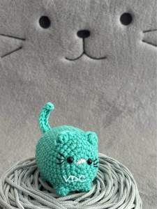 Handmade Crochet yarn little kitty cat doll toy amigurumi plush gift Keychain cute bag decor