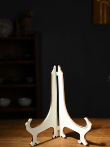 ห้องนั่งเล่นงานศิลปะตะวันออกเฉียงใต้ของประเทศไทยหินปูนตก แต่งผนังติดผนังวอลล์เปเปอร์เรซิ่นตก แต่งเป็นชิ้นจมูก