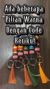 Bundora GKC1 Gantungan Kunci Celurit 17cm jumbo Etnik Madura Souvenir Oleh-Oleh Warna-Warni Keren Murah
