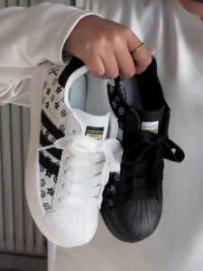 Shell Head White Sneakers Womens Casual Bread Shoe Spring 2025 New Style Student Versatile Flat Heel round Toe Polyurethane Bottom