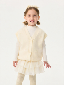 Marc&Janie | 3D Flower Soft Knit Vest