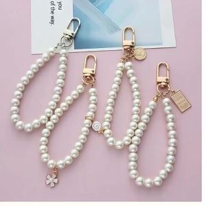 // Cute Pearl Keychain for Women Girls Shiny Pearl Bead Shell Phone Bag Backpack Charm Accessory Car Key Key Chain Pendant