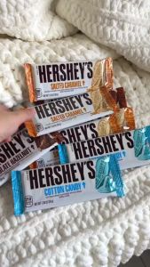 Hersheys Chocolate Bar 39g - Cotton Candy / Hazelnuts / Salted Caramel - Coklat Viral Food Snacks