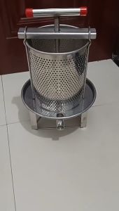 COD Stainless Steel Manual Honey Press - No Power Needed Perfect for Farm and Home Use
