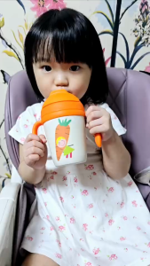 Yoji Baby Carrot Natural Bamboo Fiber 250ml Sippy Cup Training Cup Leak-Proof for 9 months & up