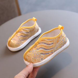 รองเท้าเด็กผู้ชายสไตล์จีน Hanfu สำหรับอายุ 1 ปี รองเท้าผ้าฝ้ายหุ้มข้อสไตล์โบราณ รองเท้าเด็กวัย 1-3 ปี รองเท้าผ้าถักแบบหัวเข็มขัด