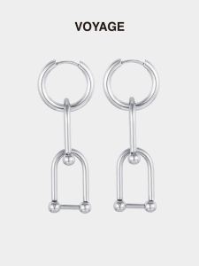 Titanium Steel Pendant Simple Circle Earrings Women Luxury Sensation Ear Studs Unique Summer Circle Ear Rings Ear Clips Ear Decorations