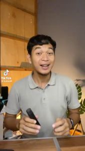 JUKE Cukuran Kumis Jenggot Mini Portable Alat Cukur Rambut Cas Shaver Travel Bulu Ketiak Pencukur Rechargeable