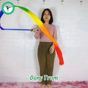 Que lụa đa sắc múa biểu diễn cực đẹp