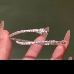 Women's Opal Zircon Snake Bracelet: A Guide to Light Luxury & Lucky Charms
