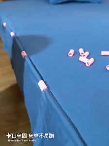 Bed Sheet Fixing Clip Multi-Functional Bed Sheet Quilt Cover Non-slip Snack Clothes Clip Klip Cadar Tilam 床单固定器
