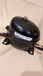 CMA057 KOMPRESOR KULKAS / COMPRESOR KULKAS LG CMA057LHEG 1/5 134 (HARGA + PACKING KAYU)