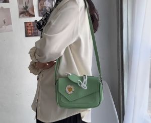 TERBARU (BISA COD) Tas Selempang Wanita Bahan KULIT PU PREMIUM TAHUN 2023 - Tas Slingbag Viral Wanita Korea Kekinian - Satu Ruang Luas Tali Bisa Di Sesuaikan-TasBahuWanita