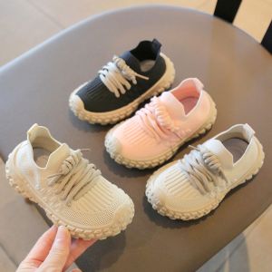 Childrens Breathable Sports Shoes Soft Bottom Fly Knit Casual Shoes Autumn Season Low Cut Fabric up up Kids Footwear