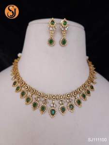 Sg readystock Indian minimalist necklace jewellery with green and pink stone