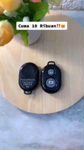 COD MOONBIFFY Remote Selfie Bluetooth Camera Shutter iOS Android - XFY-001 / remote foto selfie koneksi bluetooth jarak jauh 10 meter android iphone ios lengkap murah baterai tahan ukuran mini terbaik terlaris kecil bagus paling tren top rekomended viral