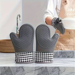 Silicone Oven Mitts - Soft Comfortable and Lightweight Kitchen Gloves for Easy Cleaning - Ideal for Baking and Cooking