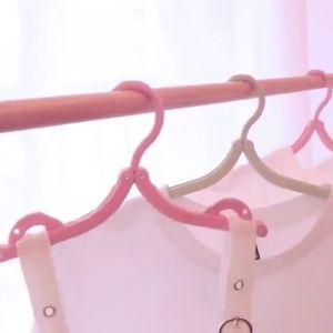 Non Slip Foldable Hanger / Portable Travel Hanger / Clothes Hanger / Plastic Hanger / Foldable Design