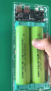 Box Mica 32140 dùng mạch sạc nhanh 22.5W hệ pin sắt LiFeFO4 3.2v ( mạch và pin bán riêng)