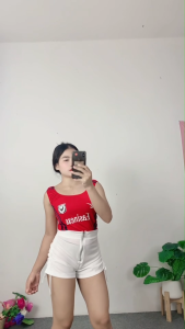 ชุดเซ็ตแฟชั่นสองชิ้น ลายตัวอักษร สีจี๊ดจ๊าด