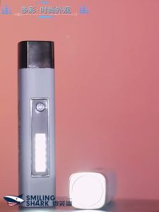 ไฟฉาย LED ชาร์จ ไฟฉายแบบชาร์จ พาวเวอร์แบงค์ สว่างไฟฉายกลางแจ้ง ไฟฉายซูมได้ พร้อม USB เครื่องสำอางแบงค์ สำหรับบ้าน สว่าง คลิกเพื่อเลือกสินค้า