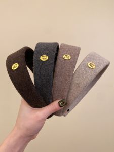2024 New Wide Edge Woolen Hairband Womens Autumn Winter Vintage High-End Fashion Gold Label Headband Hair Clip Pressed Hair