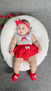 Baju Bayi Perempuan 6 12 Bulan Nayyira Set