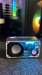 Loa Bluetooth không dây V1 Loa tích hợp RGB Âm nhạc sạc Subwoofer Mini ngoài trời Portable LED Flash Loa