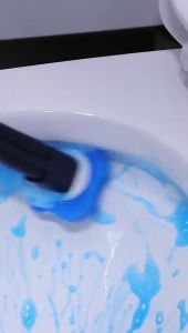 แปรงขัดชักโครก แปรงขัดส้วม อุปกรณ์ทำความสะอาดห้องน้ำ ที่ขัดห้องน้ำ แบบใช้แล้วทิ้ง หัวแปรงฟรี มีน้ำยาในตัว