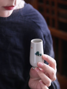 Hand-Painted Small Ceramic Tea Set Fragrance Cup Chinese Style High End Home Use Aromatic Cup Three Friends in Cold Weather Cup