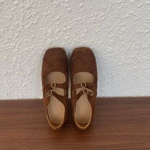 Flat Retro Velvet Mary Jane Shoe