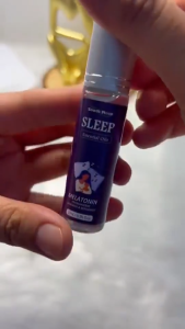 【BUY 1 TAKE 1】Nan Yue Lavender Sleep Aid Essential Oil Relieves Anxiety Improves Insomnia Relaxes The Mind And Body And Is An Aromatherapy Lavender Sleep Aid Oil That Soothes Emotions And Promotes Deep Sleep. Suitable For People With Poor Sleep.