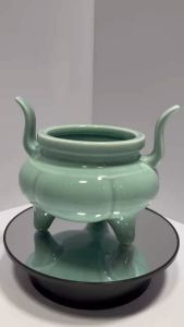 Lư hương chất liệu gốm tráng men cao cấp xanh ngọc bích