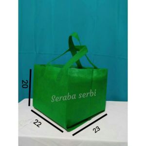 tas spunbond box 22x22 tas box nasi tas besek tas kotak nasi tas syukuran tas kue tas thinwal tas goodiebag