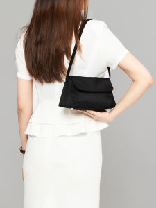 Túi Đeo Vai Đơn Bằng Vải Nylon Thời Trang Cho Nữ Túi Đeo Chéo Kiểu Bánh Mì Túi Đựng Đồ Dùng Cá Nhân Mềm Có Khóa Từ