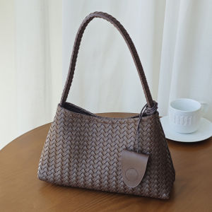 RUOYUNLAIGUO | Retro Literary Weaving Shoulder Bag