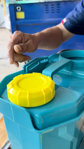 เครื่องพ่นยาแบตเตอรี่ 16L อะไหล่พ่นยาแบตเตอรี่ ฝาปิดถังน้ำยาแบตเตอรี่ ฝาปิดถังน้ำยาแบต16L  16L/20L  เกจ์หน้าปัด  หัวกรองในถังน้ำยา