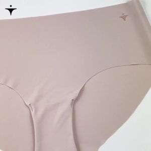 NUELLE™ Flow Seamless Hipster Panty Buttery Soft Laser-Cut Stitched-In Gusset