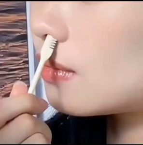360° Double Rotating Manual Nose Hair Trimmer Nose Hair Remover Portable Nose Hair Cleaning Tool