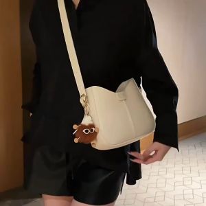 กระเป๋าสะพายข้างผู้หญิง หนังpu ความจุขนาดใหญ่ เข้ากันได้ดีกับเสื้อผ้าทุกสไตล์