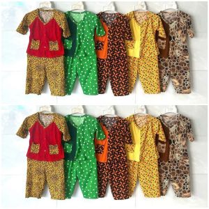 Sale 5 Bộ 89K. Bộ bà ba  bé gái 9-12 kg 1- 2 tuổi