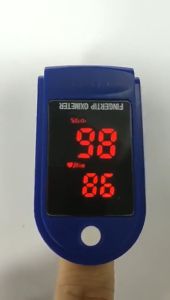 Digital Forehead Thermometer Infrared Thermometer No Contact Forehead Thermometer / Fingertip Pulse Oximeter