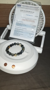 Vòng tay phong thủy đá Mắt Hổ màu Lam tối vàng thiên nhiên VIP 8.5 li chất 7A không kén mệnh