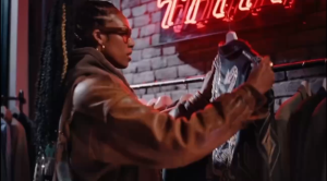 Ray-Ban Meta AI Glasses Gen 1 Wayfarer Matte Black Polar Gradient Graphite & Shiny Black G15 Green AI Integration Comfortable Fit with Hands-Free Capture & Open-Ear Audio