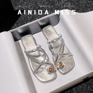 French Gentle Evening Flat Bottom Slippers Women Summer Outdoor Wear Small Fragrance Style Holiday Toe Post Sandals