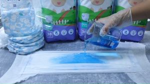 [4 แถม 4] Little Sheep M x4 แพ็ก 240 ชิ้น ฟรีทิชชู่เปียก x4 กางเกงผ้าอ้อมเด็ก บาง 0.2 cm. แห้งยาวนาน 12 ชั่วโมง [ส่งฟรีเก็บปลายทาง]