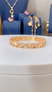 Y857【COD】18k Emas Gelang Baja Titanium Fashion Perhiasan Aksesori Bangles  Anti Karat Bracelet Rantai