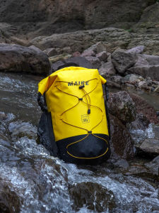 Waterproof Large Capacity Beach Backpack Portable Double Shoulder Bag for Swimming Trekking And Traveling Men And Women Universal