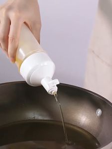 Kitchen 250ml Squeeze Seasoning Bottle 2 Colors Leak-Proof Condiment Empty Bottles PP Oil Vinegar Sauce Salad Dispenser for Home